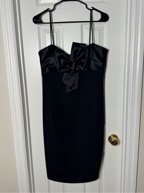 Maggy London Black Satin Bow Sweetheart Cocktail Dress - Size 12